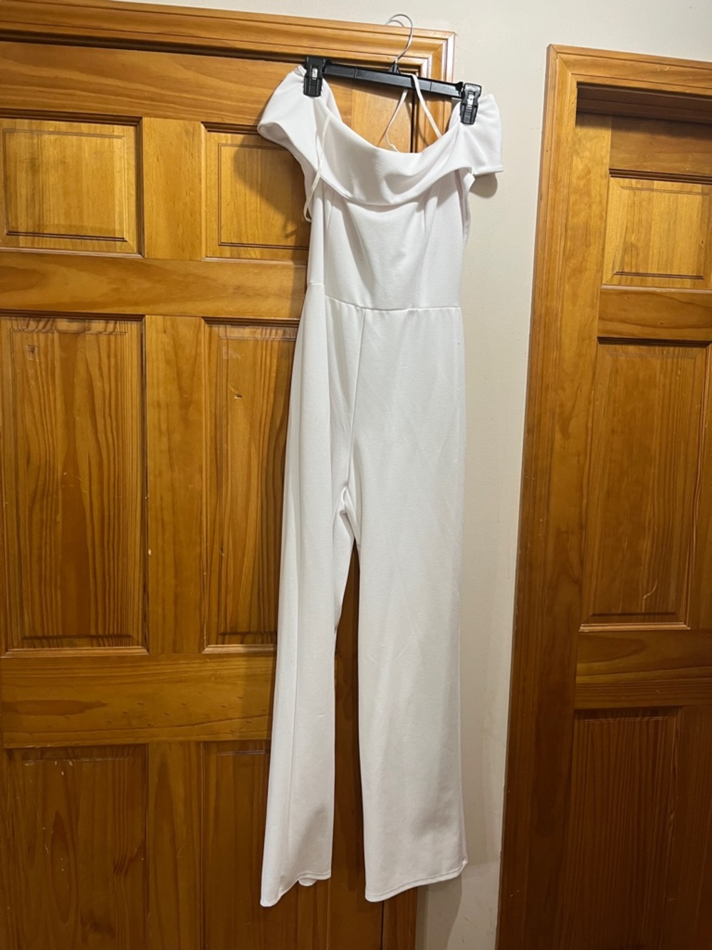 Charlotte Russe Off-Shoulder White Wide-Leg Jumpsuit -LIKE NEW!